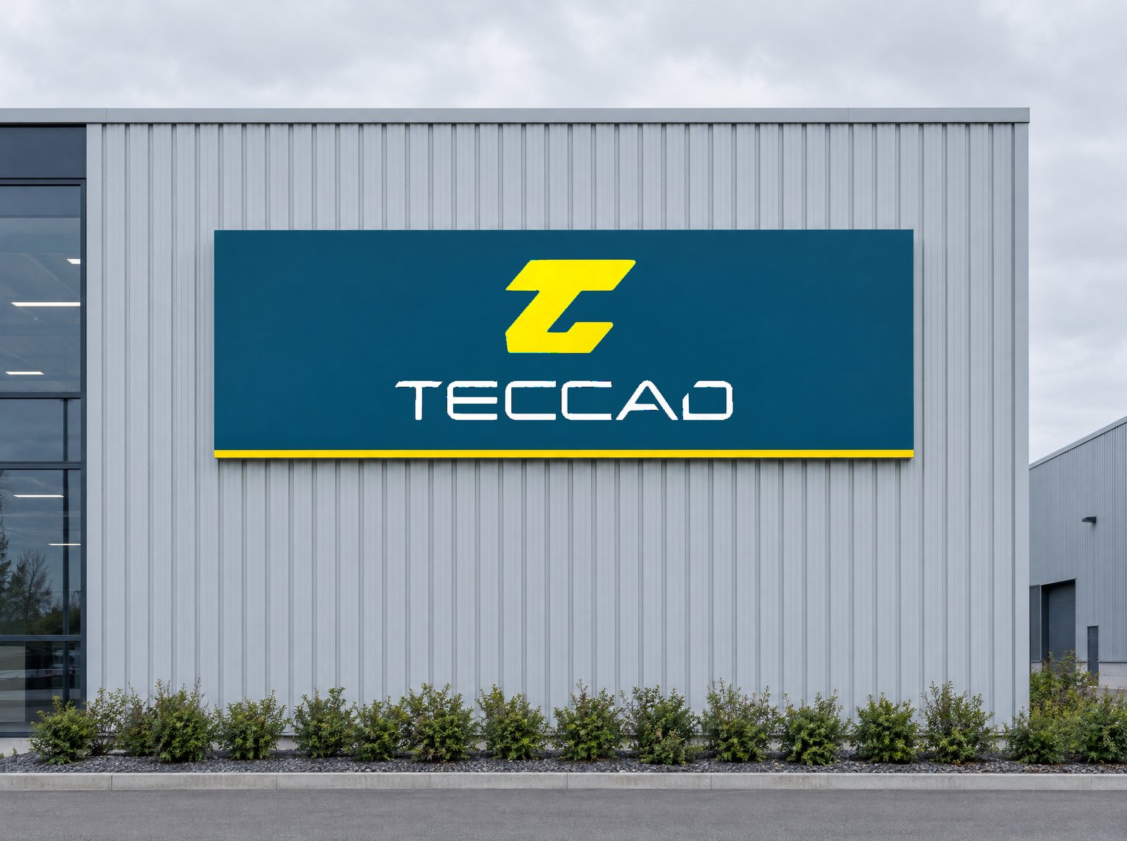 TECCAD-Firmenschild an der Fassade